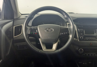 Подержанный автомобиль Hyundai Creta 2017 года (6 фото)