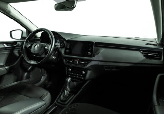Подержанный автомобиль Skoda Rapid Liftback 2020 года (9 фото)