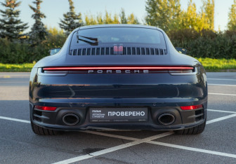 Подержанный автомобиль Porsche 911 Coupe 2021 года (14 фото)