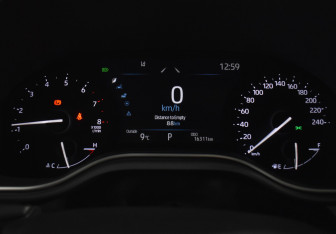 Подержанный автомобиль Toyota Avalon 2022 года (23 фото)