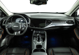 Подержанный автомобиль Haval F7 2021 года (13 фото)