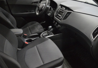 Подержанный автомобиль Hyundai Creta 2018 года (12 фото)