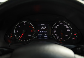 Подержанный автомобиль Audi Q5 2009 года (12 фото)