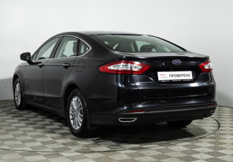 Подержанный автомобиль Ford Mondeo Sedan 2015 года (7 фото)