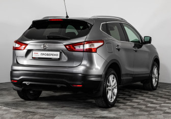 Подержанный автомобиль Nissan Qashqai 2014 года (5 фото)