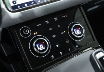 Подержанный автомобиль Land Rover Range Rover Evoque 2019 года (22 фото)