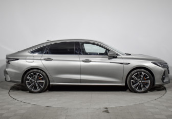 Подержанный автомобиль Chery Arrizo 8 2023 года (4 фото)