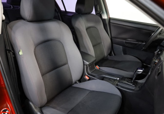 Подержанный автомобиль Mazda 3 Sedan 2008 года (20 фото)