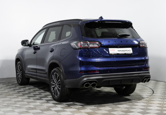 Подержанный автомобиль Chery Tiggo 8 Pro Max 2023 года (7 фото)