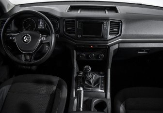 Подержанный автомобиль Volkswagen Amarok 2016 года (15 фото)