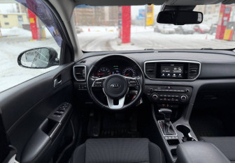 Подержанный автомобиль Kia Sportage 2019 года (17 фото)