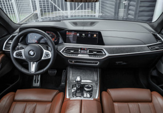 Подержанный автомобиль BMW X7 2019 года (14 фото)