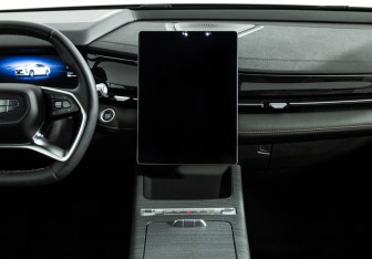 Подержанный автомобиль Geely Preface 2024 года (14 фото)