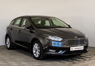 Подержанный автомобиль Ford Focus Hatchback 2019 года (3 фото)