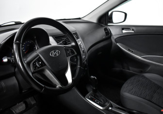 Подержанный автомобиль Hyundai Solaris Sedan 2016 года (9 фото)