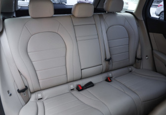 Подержанный автомобиль Mercedes-Benz GLC Coupe 2018 года (26 фото)