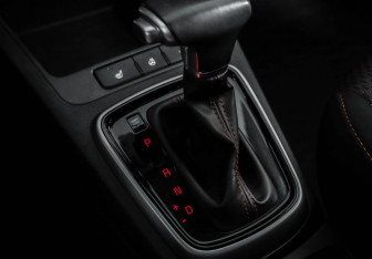 Подержанный автомобиль Kia Rio Sedan 2020 года (17 фото)