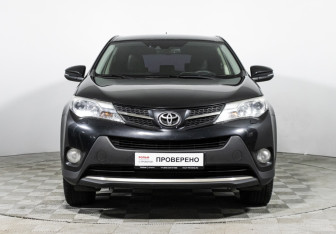 Подержанный автомобиль Toyota RAV4 2013 года (2 фото)