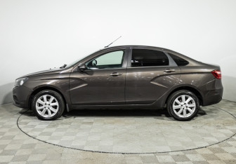 Подержанный автомобиль LADA (ВАЗ) Vesta Sedan 2022 года (8 фото)