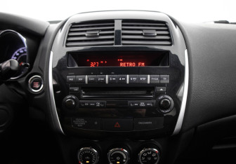 Подержанный автомобиль Peugeot 4008 2012 года (12 фото)