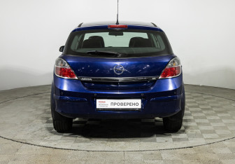Подержанный автомобиль Opel Astra Hatchback 2007 года (6 фото)