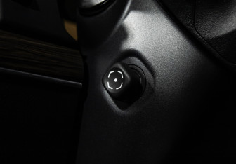 Подержанный автомобиль Toyota Land Cruiser Prado 2017 года (17 фото)