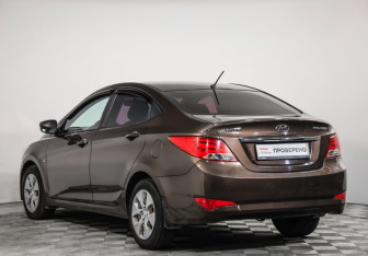 Подержанный автомобиль Hyundai Solaris Sedan 2014 года (7 фото)