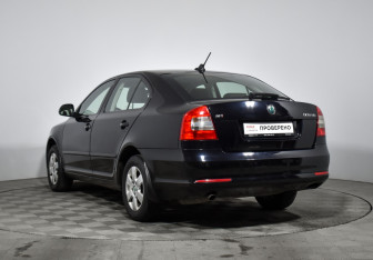 Подержанный автомобиль Skoda Octavia Liftback 2013 года (7 фото)