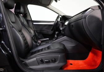 Подержанный автомобиль Skoda Octavia Liftback 2016 года (26 фото)