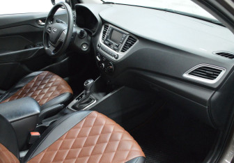 Подержанный автомобиль Hyundai Solaris Sedan 2019 года (12 фото)