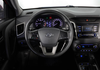 Подержанный автомобиль Hyundai Creta 2020 года (10 фото)