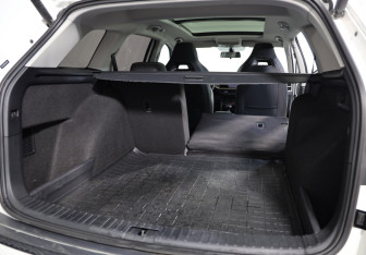 Подержанный автомобиль Skoda Kodiaq 2022 года (32 фото)