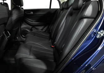 Подержанный автомобиль Omoda S5 2024 года (10 фото)
