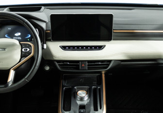 Подержанный автомобиль Haval Jolion 2022 года (14 фото)