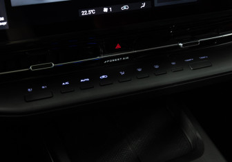 Подержанный автомобиль Changan CS55PLUS 2023 года (19 фото)