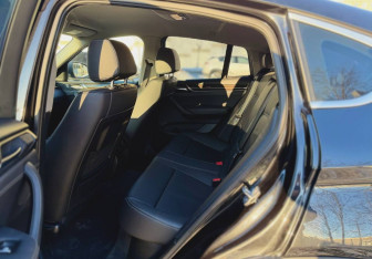 Подержанный автомобиль BMW X4 2015 года (27 фото)