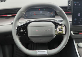 Подержанный автомобиль Jetour Dashing 2024 года (15 фото)