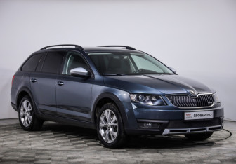 Подержанный автомобиль Skoda Octavia Wagon 2017 года (3 фото)