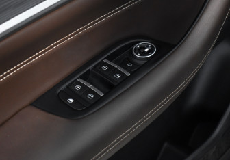 Подержанный автомобиль Chery Tiggo 8 Pro 2022 года (10 фото)