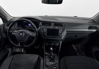 Подержанный автомобиль Volkswagen Tiguan 2017 года (15 фото)