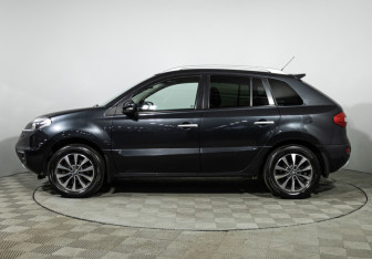 Подержанный автомобиль Renault Koleos 2012 года (8 фото)