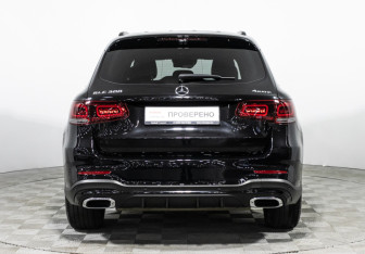 Подержанный автомобиль Mercedes-Benz GLC Coupe 2021 года (6 фото)