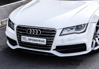 Подержанный автомобиль Audi A7 2012 года (2 фото)