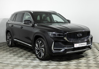 Подержанный автомобиль Geely Monjaro 2024 года (3 фото)