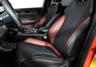 Подержанный автомобиль Geely Coolray 2024 года (21 фото)