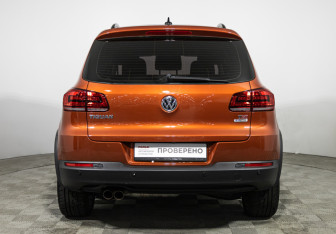 Подержанный автомобиль Volkswagen Tiguan 2016 года (6 фото)