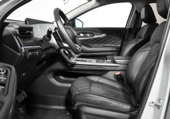 Подержанный автомобиль Exeed TXL 2023 года (12 фото)