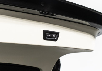 Подержанный автомобиль BMW X4 2019 года (24 фото)