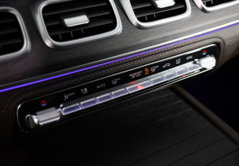 Подержанный автомобиль Mercedes-Benz GLE 2020 года (22 фото)