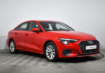 Подержанный автомобиль Audi A3 Sedan 2021 года (3 фото)